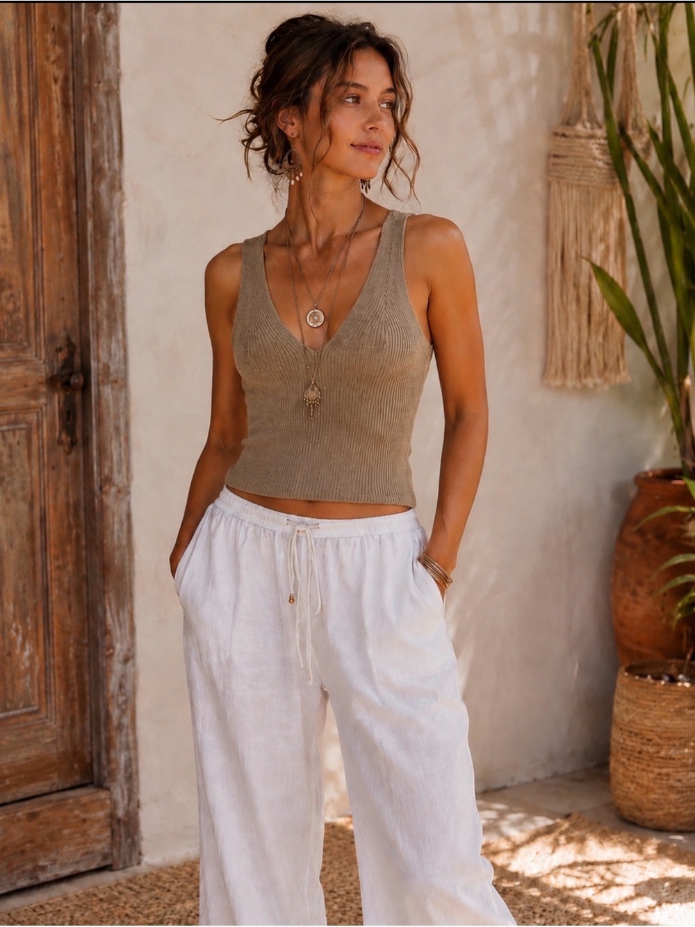 Amuse Society Tan Ribbed V-Neck Sweater Cropped Tank